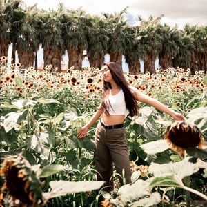 Green kick flare ankle crop cargo pants